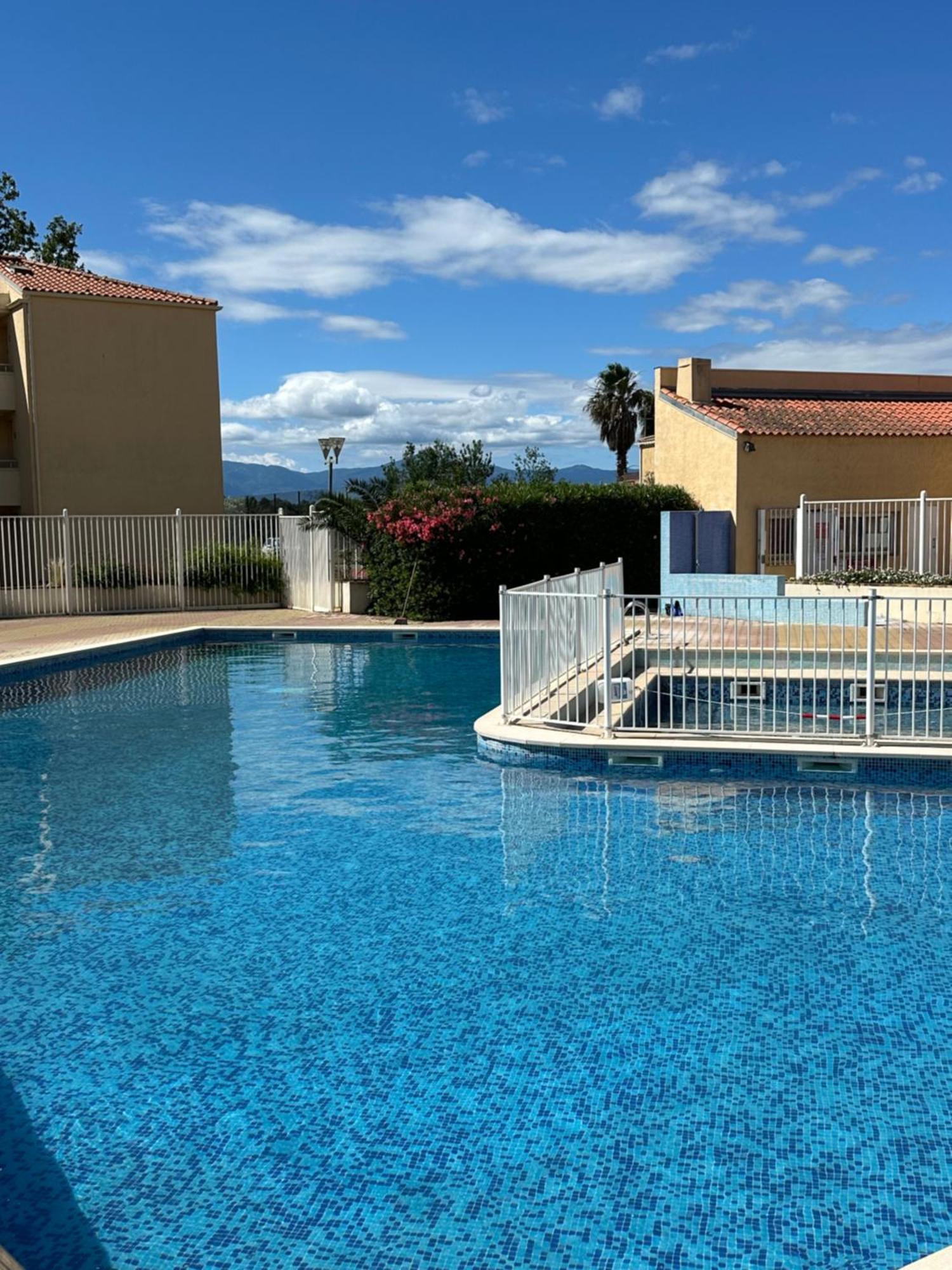 T2 Rdc A Canet En Roussillon Europa 4 Pers ,Piscine,Clim, Tennis, Parking ภายนอก รูปภาพ